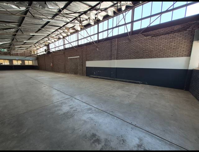 840M² WAREHOUSE TO LET IN BENROSE